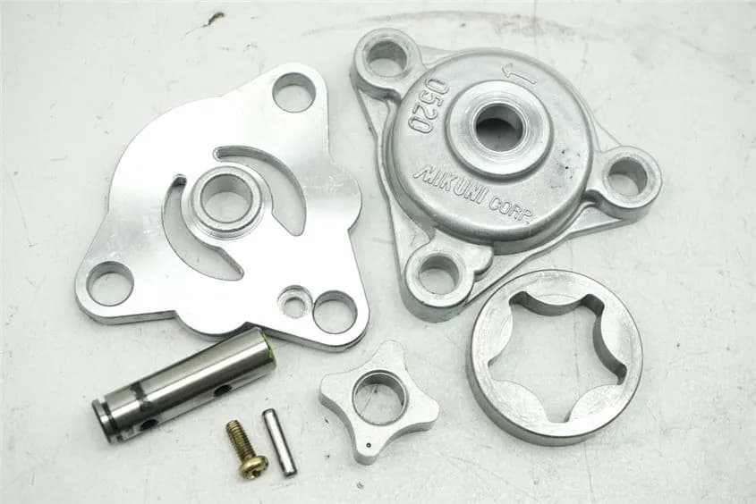 SUZUKI GZ 125 MARAUDER ÖLPUMPE OIL PUMP