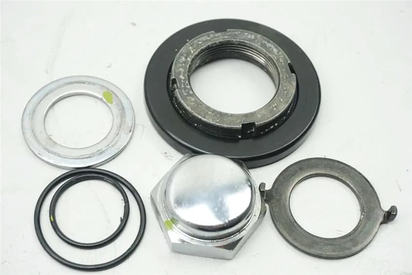 KAWASAKI VN 1600 CLASSIC TOURER VNT60A MUTTER SICHERUNG LENKKOPF GABELBRÜCKE