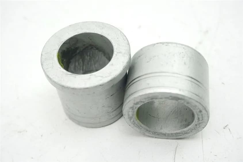 HONDA GL 1800 SC47 A ABS GOLDWING DISTANZHÜLSEN FELGE VORN DISTANZEN