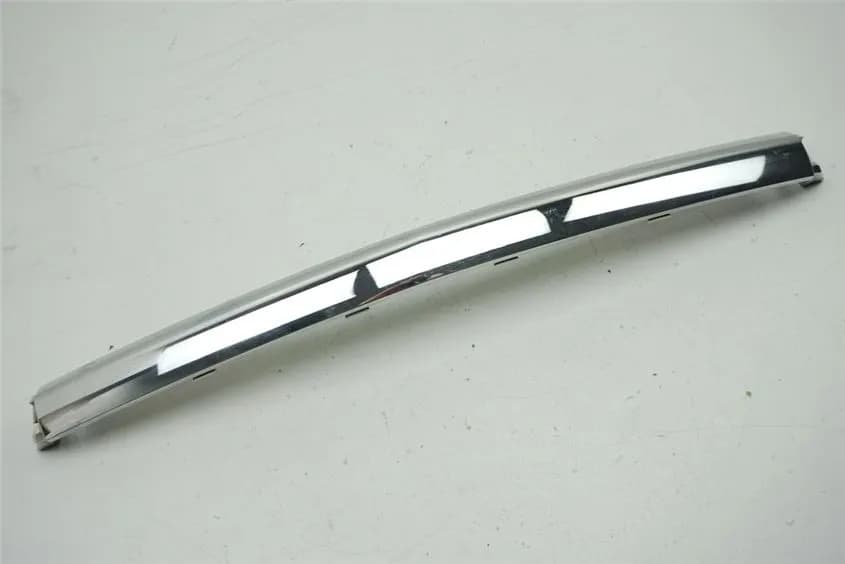 HONDA GL 1800 SC47 A ABS GOLDWING ABDECKUNG TOPCASE MITTE COVER CHROM VERKLEIDUNG