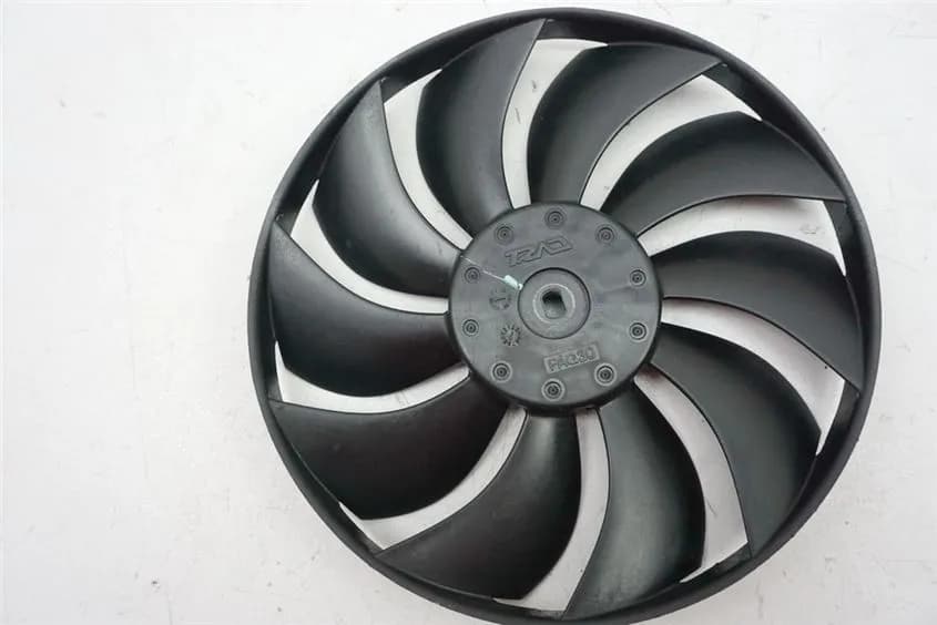 KAWASAKI VERSYS 650 ABS LE650E LÜFTERRAD KÜHLER LÜFTER