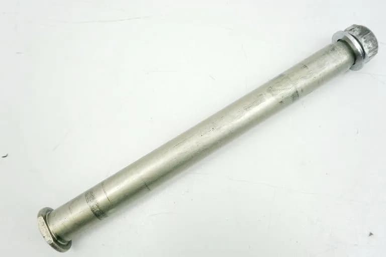 YAMAHA MT01 RP18 STECKACHSE HINTEN ACHSE