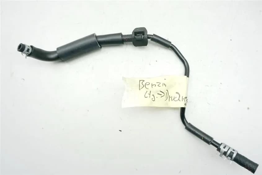 YAMAHA MT01 RP18 BENZINLEITUNG DRUCKREGLER KRAFTSTOFF FUEL PIPE