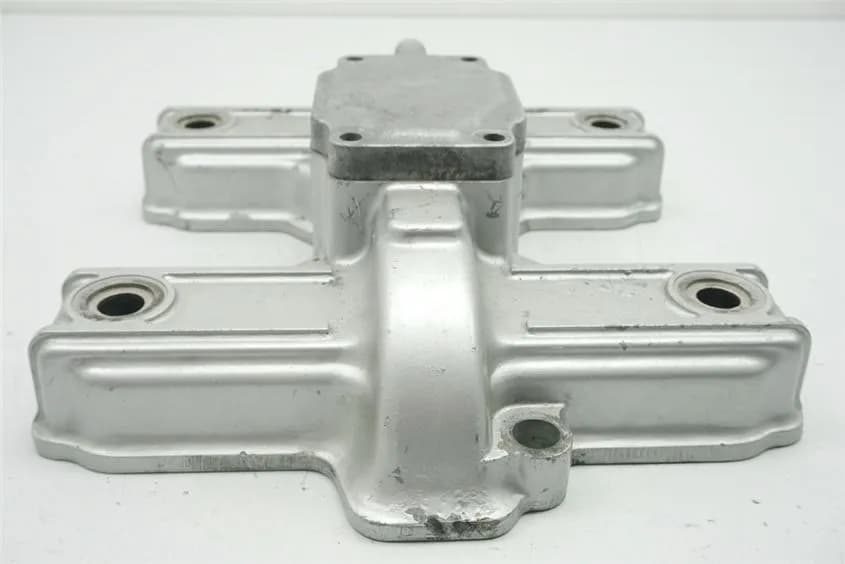 SUZUKI GS 500 E GM51B VENTILDECKEL COVER MOTOR MOTORDECKEL