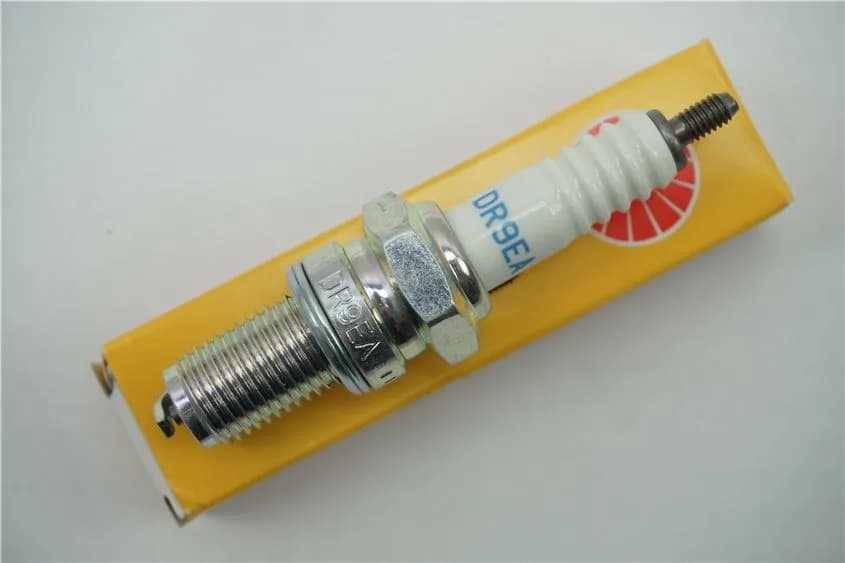 ZÜNDKERZE NGK - DR9EA
