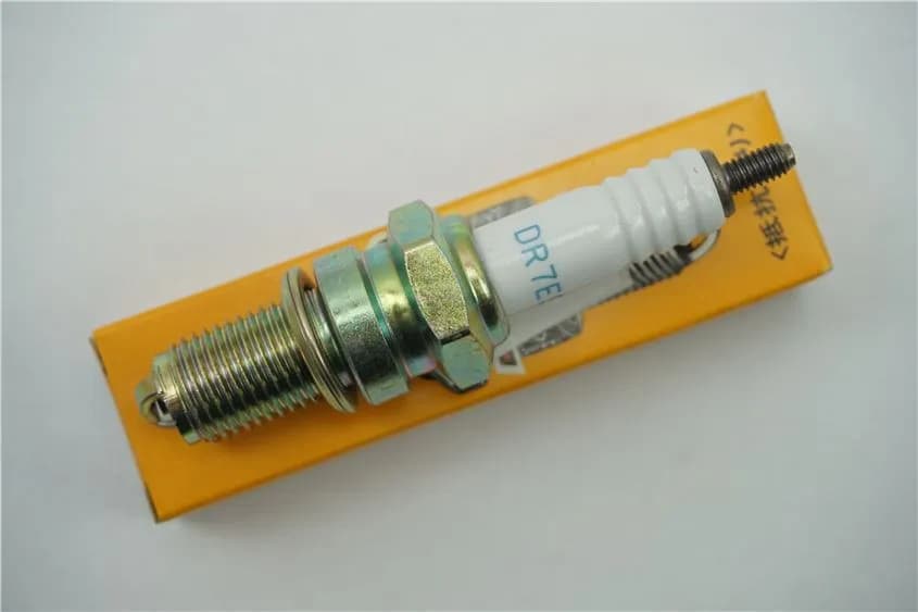 ZÜNDKERZE NGK - DR7ES