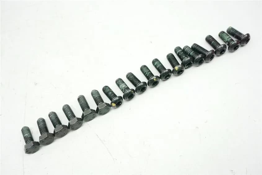 DUCATI MONSTER 696 M5 SCHRAUBEN BREMSSCHEIBEN SCREWS