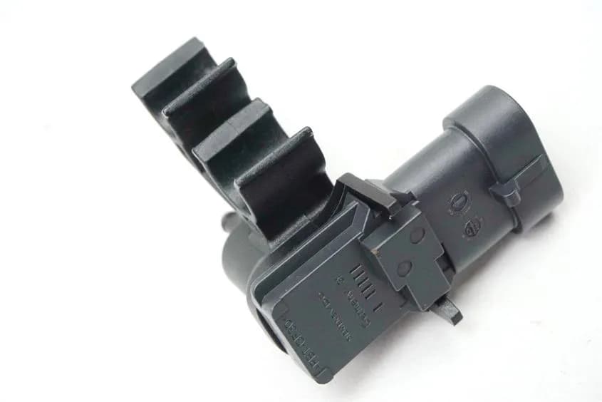 DUCATI MONSTER 696 M5 SENSOR UNTERDRUCK DRUCKSENSOR