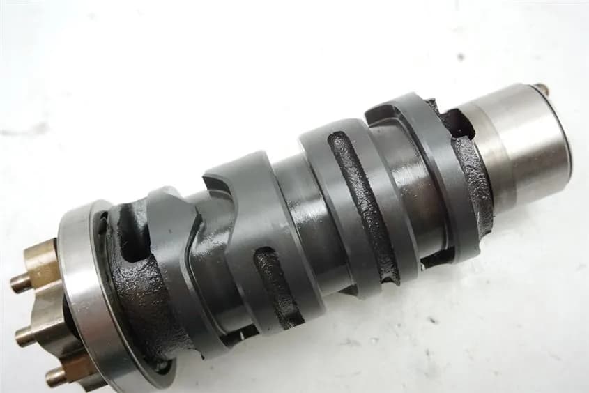 YAMAHA FZS 600 RJ02 FAZER SCHALTWALZE GETRIEBE