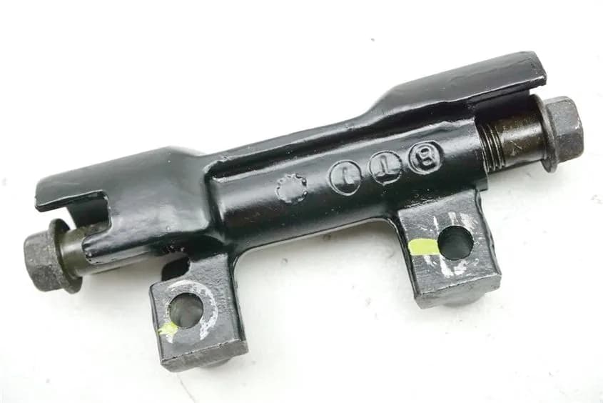 HONDA VT 700 C RC19 SHADOW BREMSVERTEILER BREMSZYLINDER