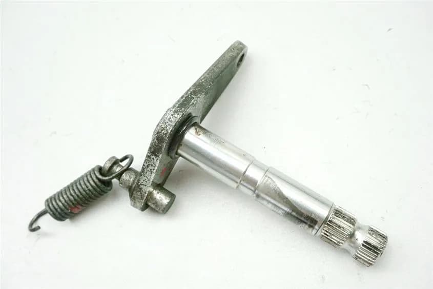 SUZUKI VLR 1800 T WVCT C 1800 R HALTER BREMSPEDAL UMLENKUNG WELLE