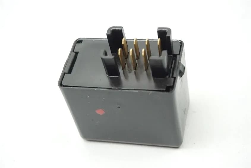 SUZUKI VLR 1800 T WVCT C 1800 R BLINKRELAIS BLINKGEBER BLINKERRELAIS