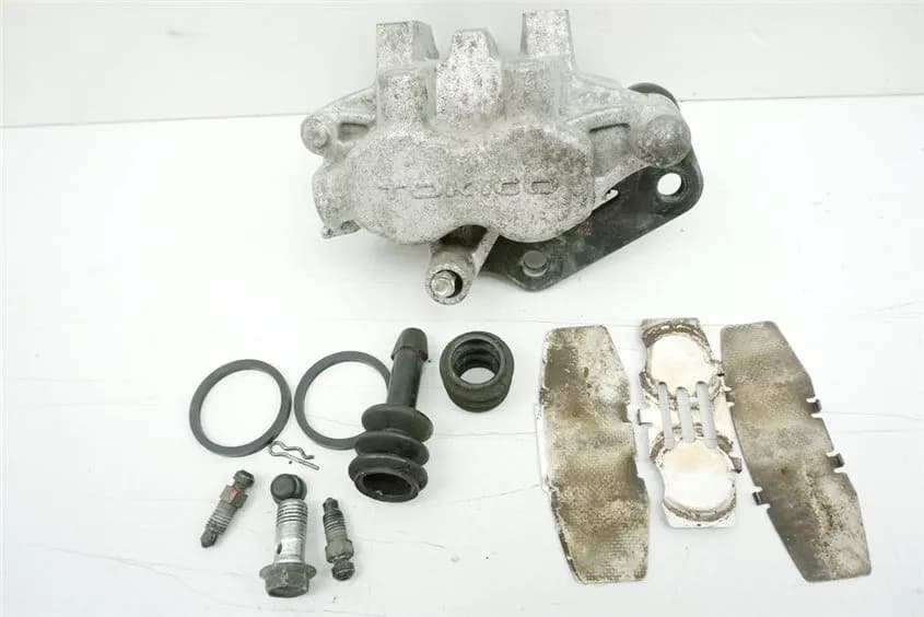 SUZUKI VLR 1800 T WVCT C 1800 R BREMSSATTEL HINTEN BRAKE CALIPER