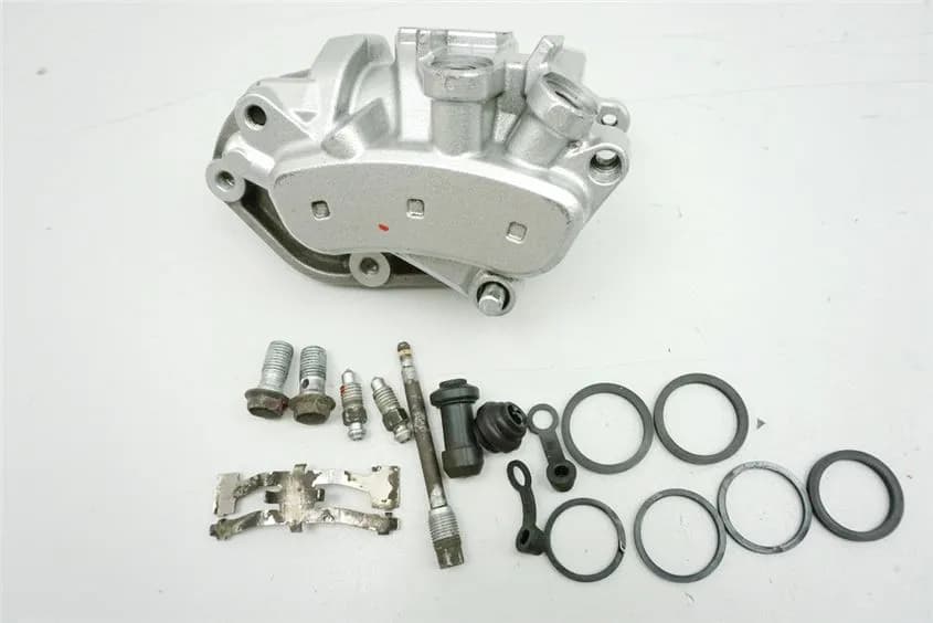 SUZUKI VLR 1800 T WVCT C 1800 R BREMSSATTEL LINKS BRAKE CALIPER