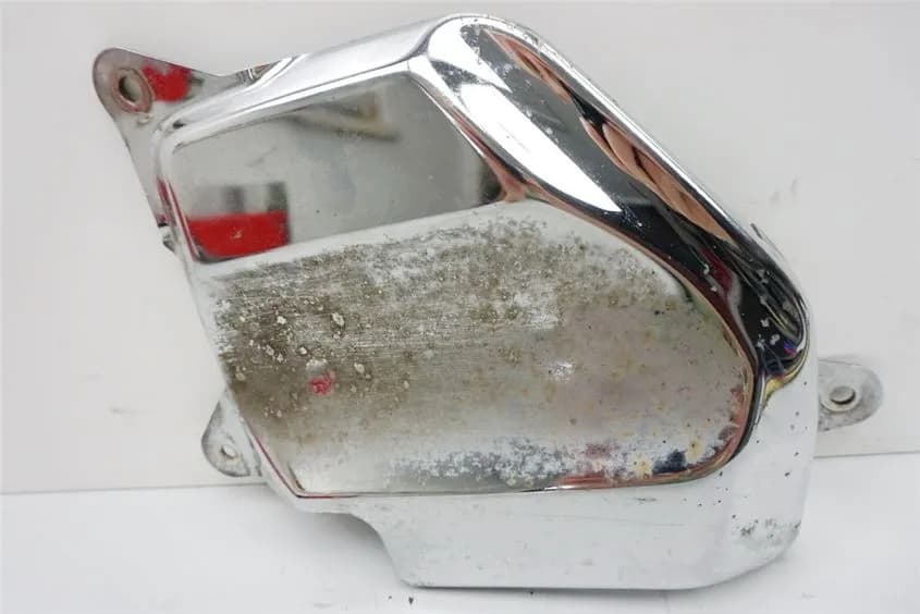 SUZUKI VLR 1800 T WVCT C 1800 R MOTORDECKEL RECHTS ABDECKUNG COVER SCHWINGE