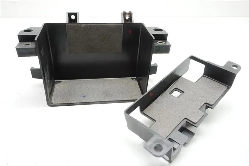 YAMAHA FZ6 N RJ07 BATTERIEKASTEN BATTERIEFACH