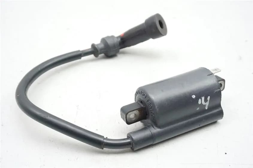 SUZUKI VLR 1800 T WVCT C 1800 R ZÜNDSPULE HINTEN IGNITION COIL
