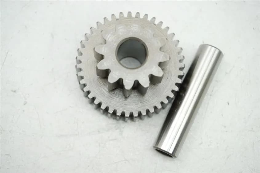 HONDA NTV 650 RC33 REVERE ZAHNRAD ANLASSER REDUKTION ZWISCHENRAD