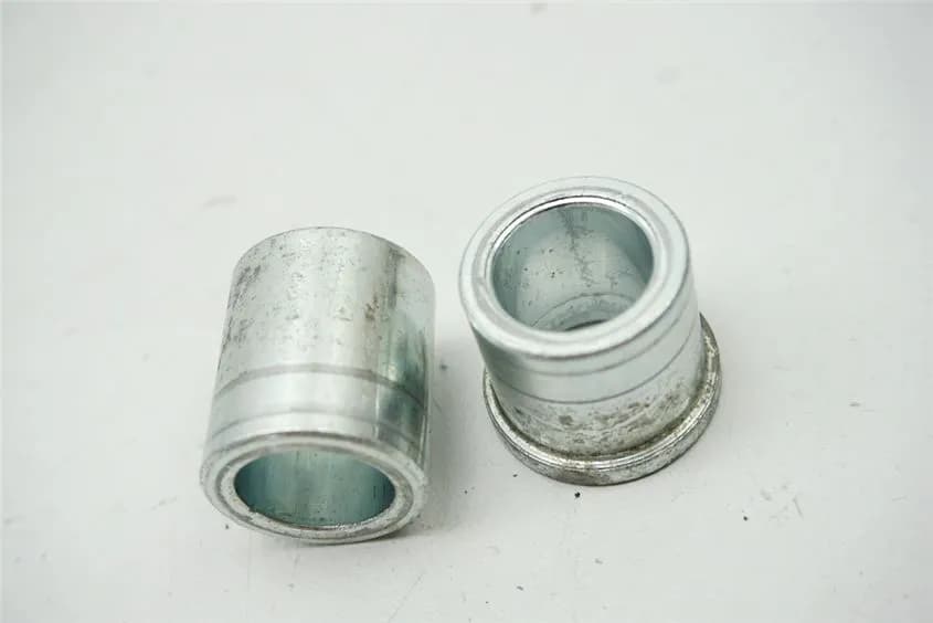 KYMCO DOWNTOWN 350 i ABS DISTANZHÜLSEN FELGE VORN DISTANZEN