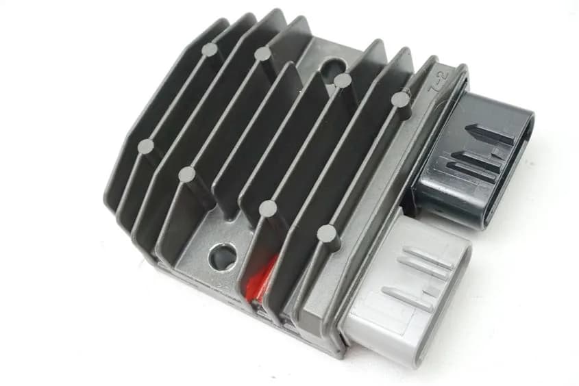 BMW C 600 SPORT C65 (C650) LADEREGLER REGLER GLEICHRICHTER