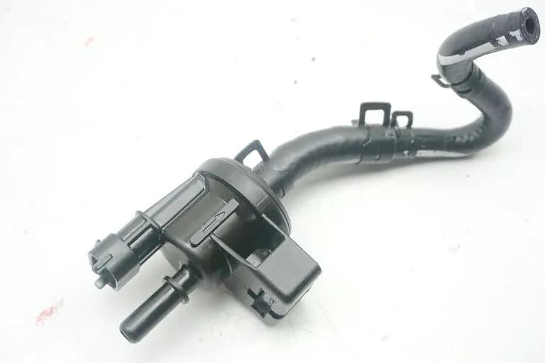 KTM 390 DUKE ABS AB 2017 VENTIL ENTLÜFTUNG TANK TANKENTLÜFTUNG