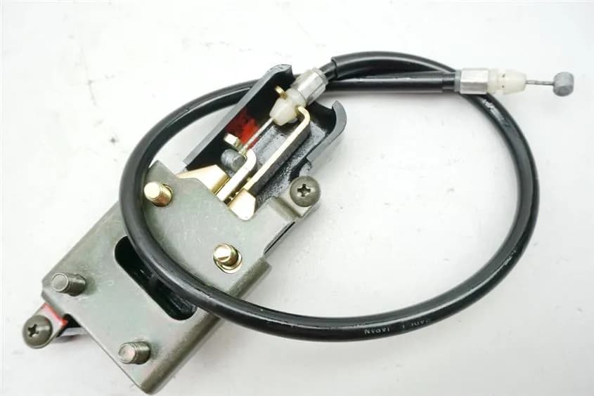 YAMAHA YZF R1 RN04 VERSCHLUß SITZ VERREIGELUNG SEILZUG