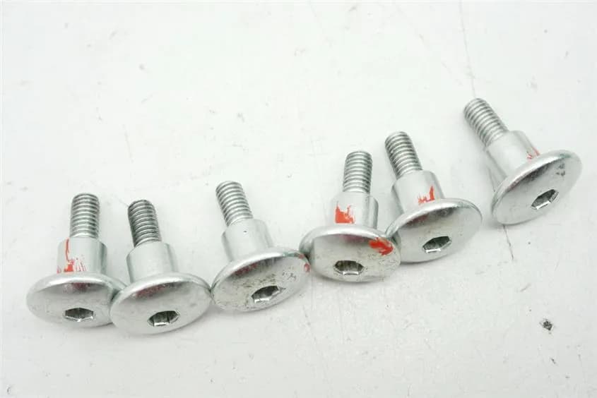 KAWASAKI Z 900 ZR900D D1 SCHRAUBEN VENTILDECKEL MOTORDECKEL