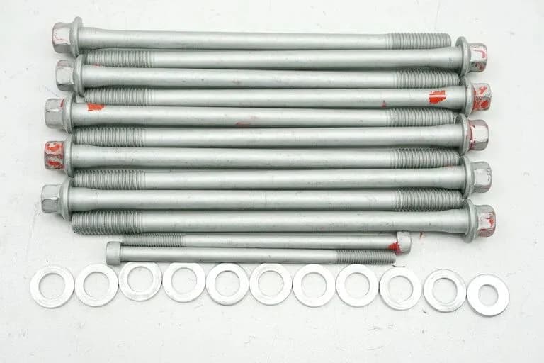 KAWASAKI Z 900 ZR900D D1 SCHRAUBEN ZYLINDERKOPF