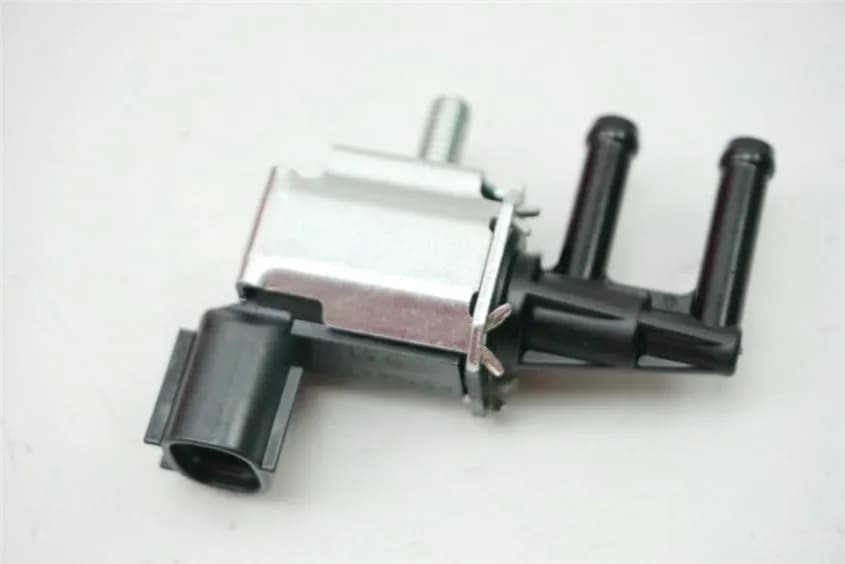 KAWASAKI Z 900 ZR900D D1 VENTIL AKTIV KOHLEFILTER SENSOR