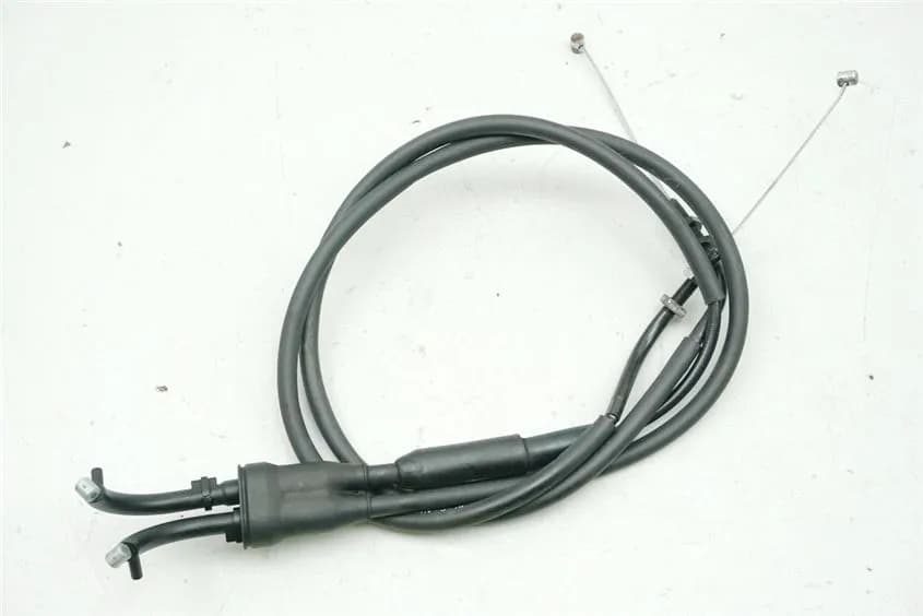 TRIUMPH STREET TRIPLE R 675 ABS L67LR GASZÜGE GASZUG GASSEIL