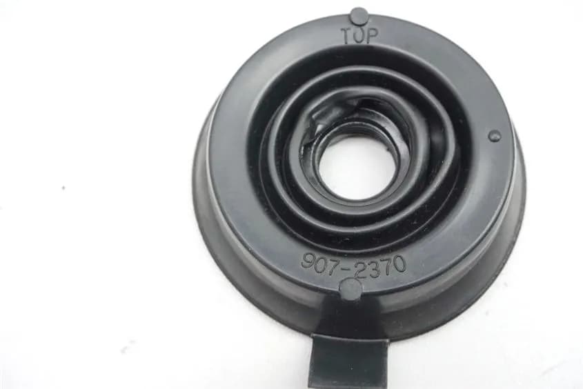 HONDA CBR 1000 SC24 ABDECKUNG SCHEINWERFER KAPPE GUMMI