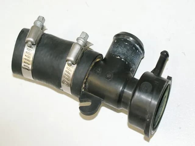 HONDA VFR 800 RC46 CVTEC EINFÜLLSTUTZEN KÜHLER