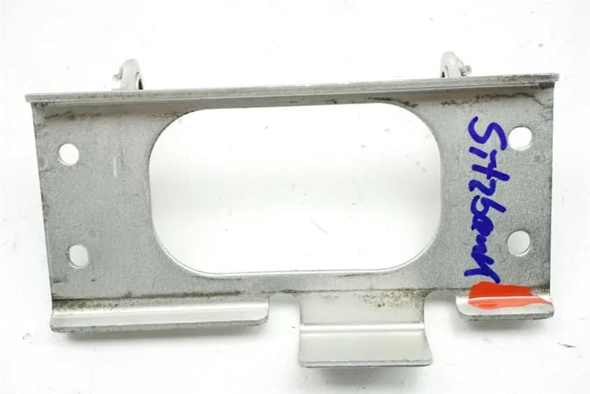 SUZUKI AN 650 ABS WVBU BURGMAN EXECUT HALTERUNG SITZBANK HALTER SCHARNIER