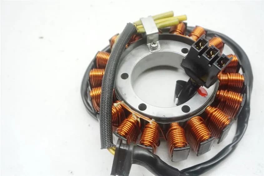 HONDA NC 700 S SA RC61 LIMA STATOR LICHTMASCHINE