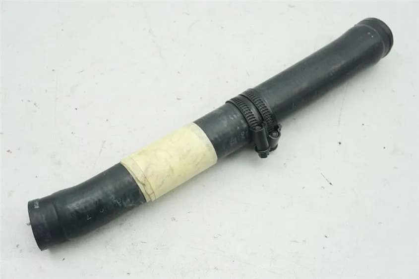 DUCATI SUPERSPORT 939 KÜHLERSCHLAUCH KÜHLER LINKS UNTEN -> WASSERPUMPE