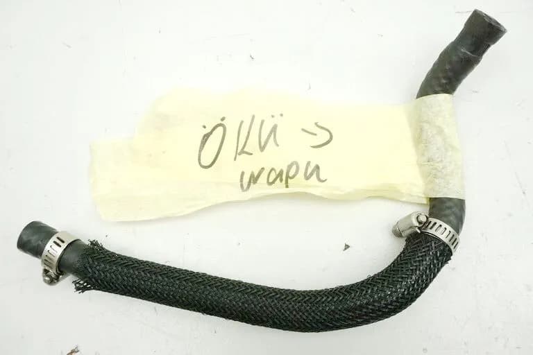 KAWASAKI Z 1000 ABS ZRT00B KÜHLERSCHLAUCH ÖLKÜHLER -> WASSERPUMPE