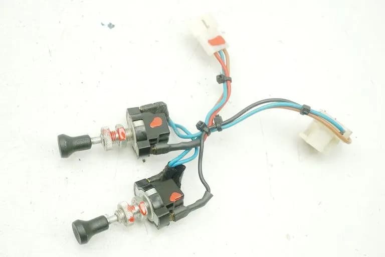 HUSABERG 550 FE SCHALTER SCHEINWERFER - AUS ZUBEHÖR