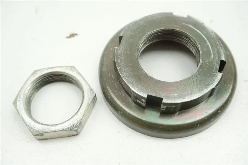 HONDA VT 500 C PC08 MUTTER SICHERUNG LENKKOPF GABELBRÜCKE