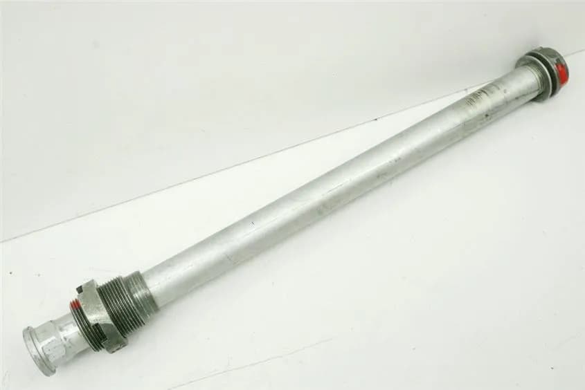 APRILIA ETV 1000 CAPO NORD SCHWINGACHSE ACHSE SCHWINGE DISTANZEN