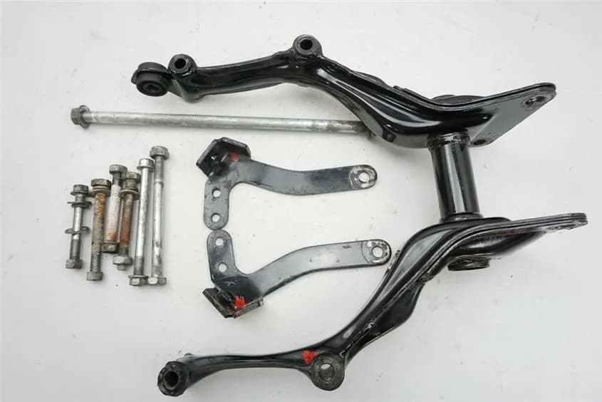 HONDA CX 500 C PC01 HALTERUNG MOTOR ACHSE BOLZEN SCHRAUBEN MOTORHALTER