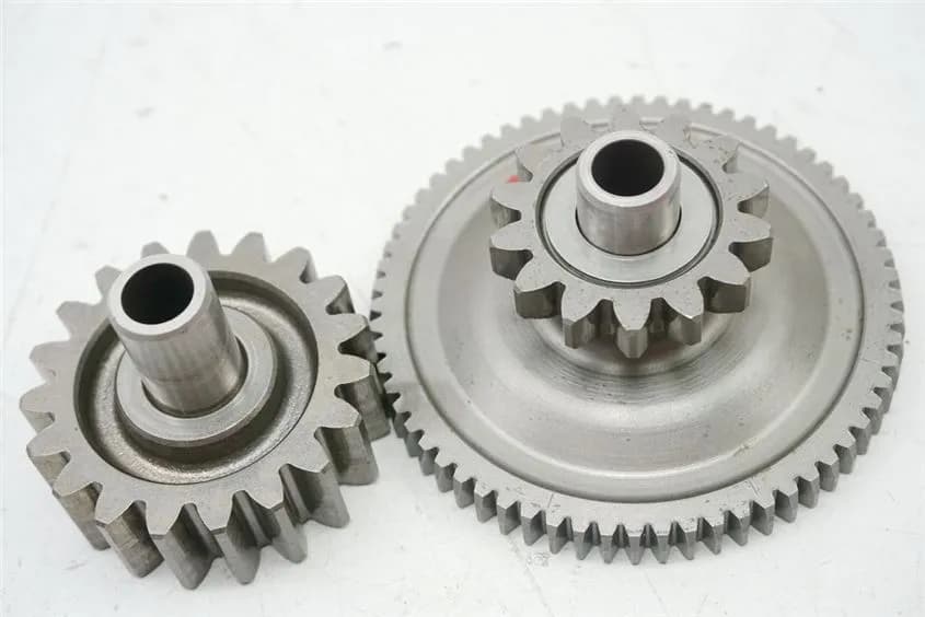 SUZUKI GSX-R 600 WVCV ZAHNRAD ANLASSER ZWISCHENRAD FREILAUF