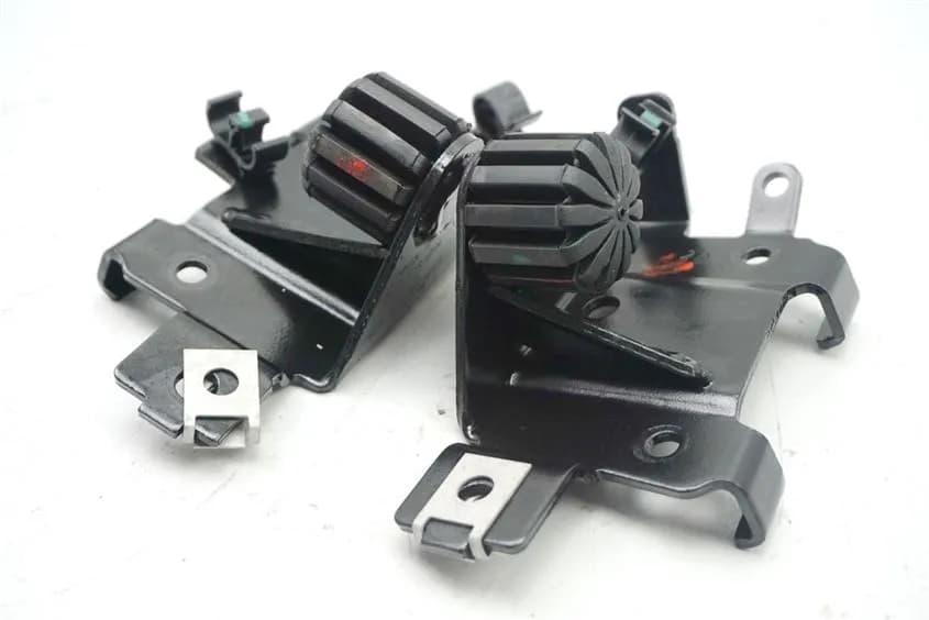 BMW R 1200 RS R12WR (LC) HALTERUNG TANK VORN TRÄGER TANKHALTER GUMMIS AUFLAGE