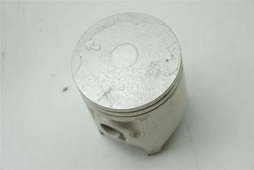 YAMAHA NOS MOTORCYCLE 1981 YZ80 KOLBEN PISTON .25MM OVER P/N 5X2-11635-01