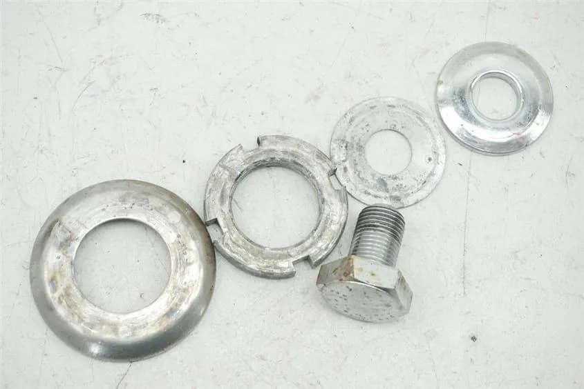 KAWASAKI Z 440 KZ 440 A D MUTTER SICHERUNG LENKKOPF SCHRAUBE GABELBRÜCKE