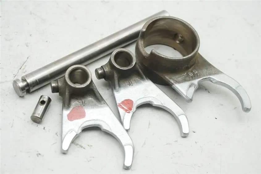 KAWASAKI Z 440 KZ 440 A SCHALTKLAUEN GETRIEBE SCHALTGABELN - 25604 KM