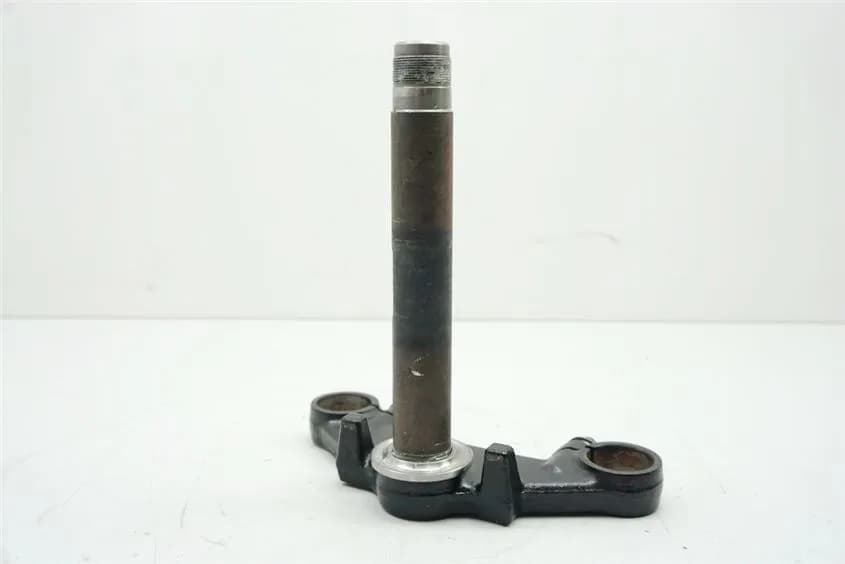 SUZUKI RG 80 GAMMA NC11A GABELBRÜCKE UNTEN GABEL FORK