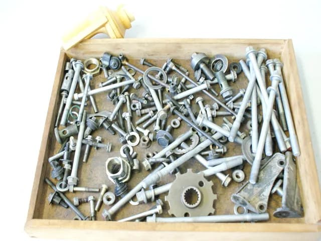 KAWASAKI ZX-6R ZX600J SCHRAUBEN KLEINTEILE MOTOR