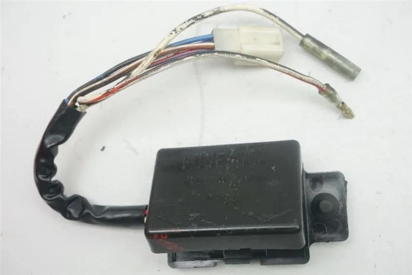 KAWASAKI Z 440 KZ 440 D SICHERUNGSKASTEN FUSE BOX