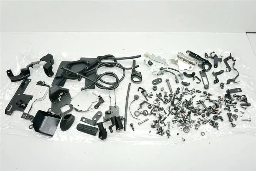 YAMAHA FZ6 S RJ14 S2 SCHRAUBEN & KLEINTEILE