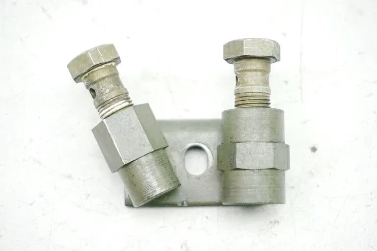 BMW R 850 R 259 BREMSVERTEILER HOHLSCHRAUBE ( BREMSLEITUNG METALL )